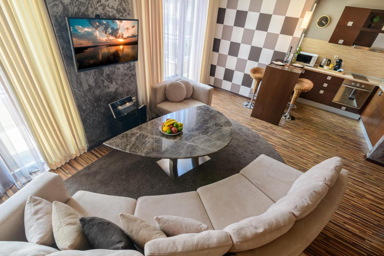 Suncity Apartment Varna Top Center Buitenkant foto